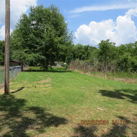 180 Th Pl, Cross Creek, FL 32640