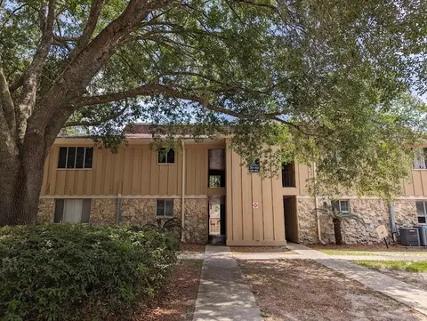 507 NW 39th Rd #201, Gainesville, FL 32607