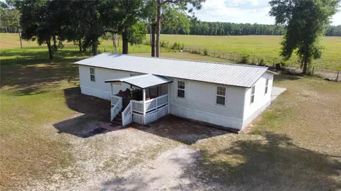 9556 SW Us Highway 27, Fort White, FL 32038