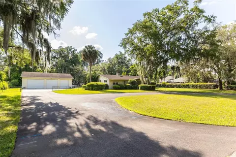 3862 NW 37th St, Gainesville, FL 32605