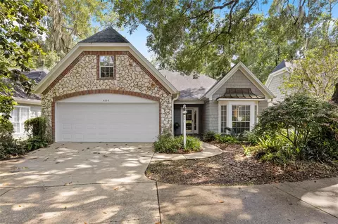 4329 NW 10th Pl, Gainesville, FL 32605