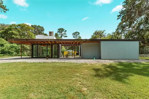 205 NW Eestalustee Ave, Micanopy, FL 32667
