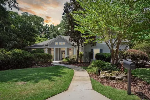 8102 SW 16th Pl, Gainesville, FL 32607