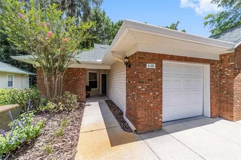 13200 W Newberry Rd #V-126, Newberry, FL 32669