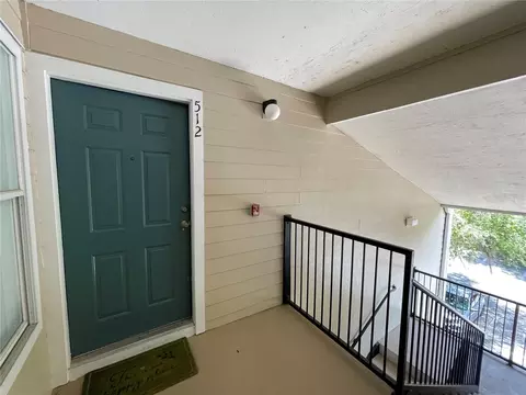 3800 SW 20th Ave #512, Gainesville, FL 32607