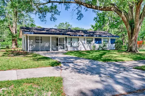 1420 NE 12th St, Gainesville, FL 32601