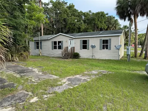 35 NE 104th St, Cross City, FL 32628