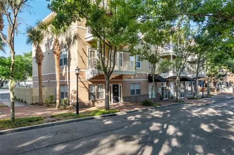 9127 SW 52nd Ave #201, Gainesville, FL 32608