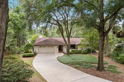 3915 NW 21st Ln, Gainesville, FL 32605