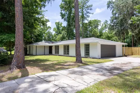 4618 NW 42nd St, Gainesville, FL 32606
