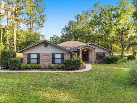 6135 NW 115th Pl, Alachua, FL 32615