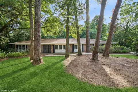 822 NW 94th St, Gainesville, FL 32606