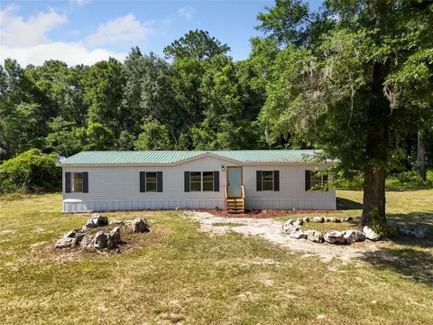 417 SE Robin Hood Pl, High Springs, FL 32643