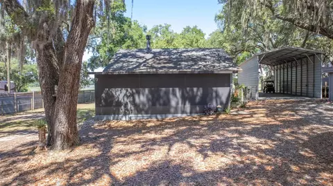131 Lake Serena Dr, Melrose, FL 32666