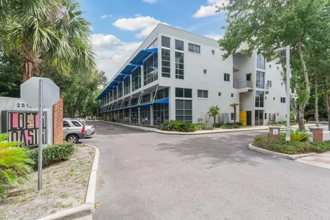 2515 SW 35th Pl #201, Gainesville, FL 32608