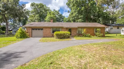 542 SE 28th St, Melrose, FL 32666