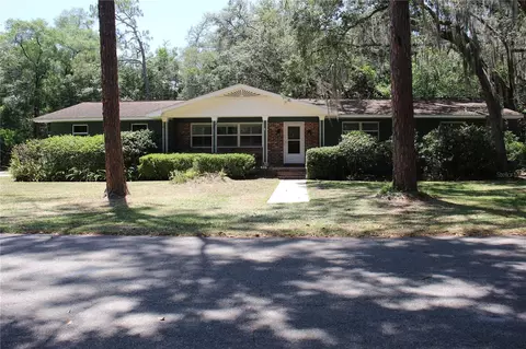 426 SW 40th Ter, Gainesville, FL 32607