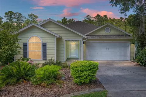 847 NW 122nd Ter, Newberry, FL 32669