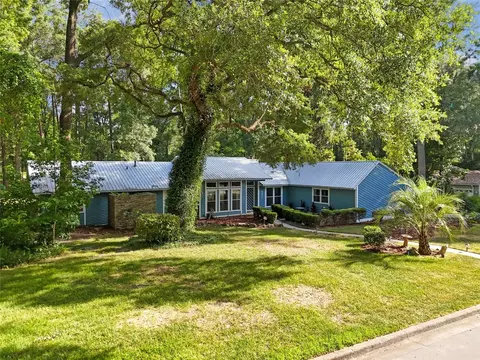 8427 SW 5th Pl, Gainesville, FL 32607