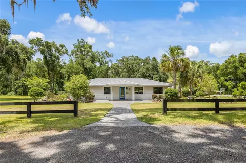 924 NW 170th St, Newberry, FL 32669