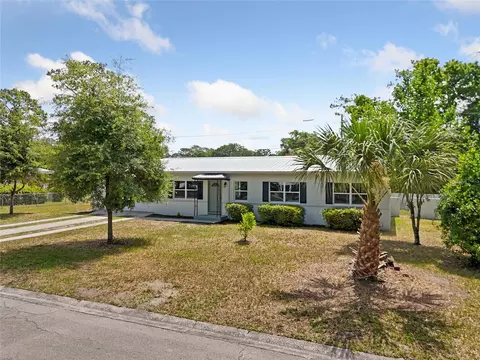 815 NE 24th Ter, Gainesville, FL 32641
