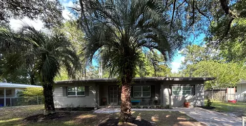 2837 NE 16th Ter, Gainesville, FL 32609