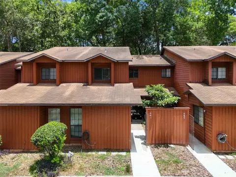841 SW 55th Ter, Gainesville, FL 32607