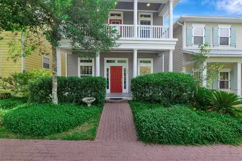 933 NW 50th Ter, Gainesville, FL 32605