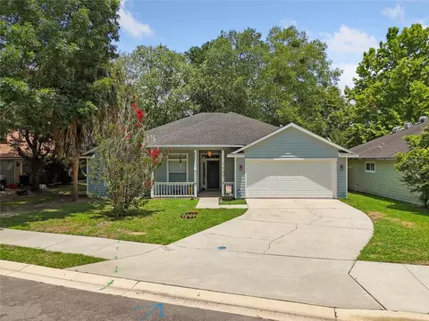 2135 NW 88th St, Gainesville, FL 32606