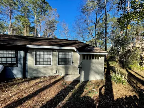 7018 SW 46th Ave #4, Gainesville, FL 32608