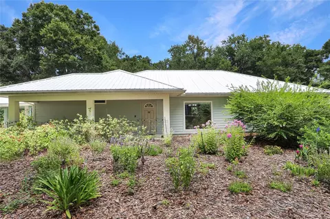 17704 NW 149th Pl, Alachua, FL 32615