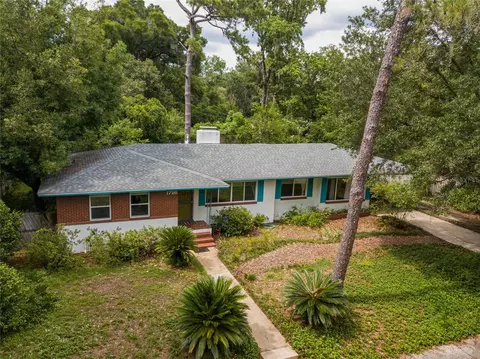 1726 NW 14th Ave, Gainesville, FL 32605