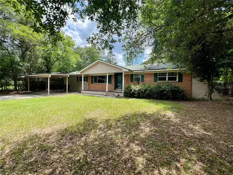 574 NW Gwen Lake Ave, Lake City, FL 32055