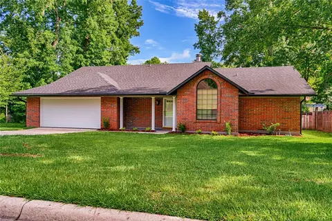 10728 NW 31st Pl, Gainesville, FL 32606