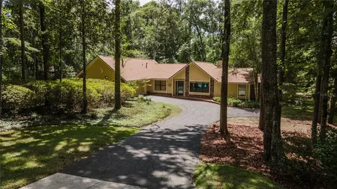 10 SW 101st Ct, Gainesville, FL 32607