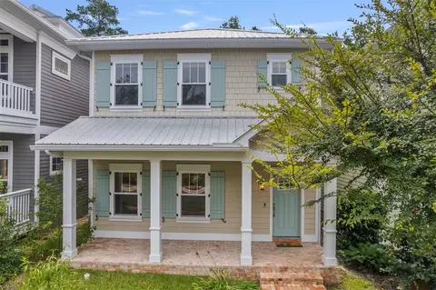 925 NW 50th Ter, Gainesville, FL 32605