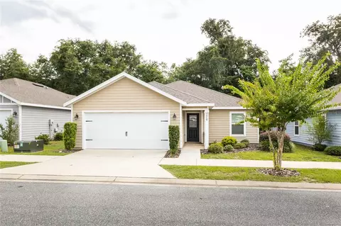 776 SW 251st Way, Newberry, FL 32669