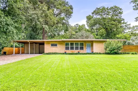 3800 SW 19th St, Gainesville, FL 32608