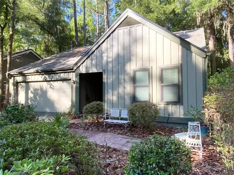4616 SW 84th Dr, Gainesville, FL 32608