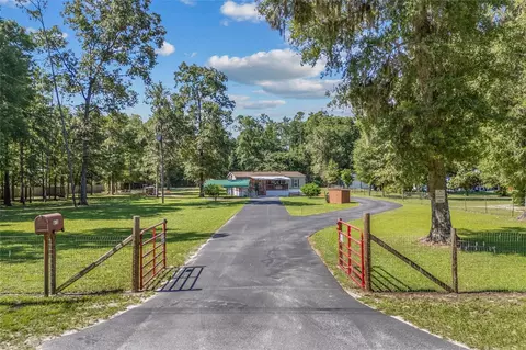 590 SW Utah St, Fort White, FL 32038