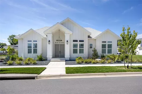 13217 SW 11th Rd, Newberry, FL 32669
