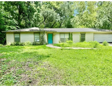 8630 SW 1st Ave, Gainesville, FL 32607