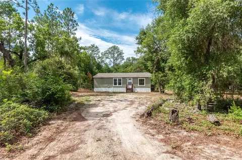 275 Redwater Lake Rd, Hawthorne, FL 32640