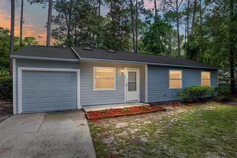 2704 NW 46th Pl, Gainesville, FL 32605