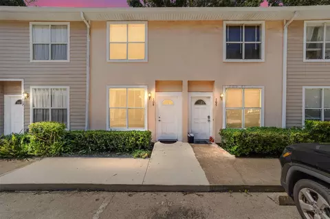 4415 SW 34th St #108, Gainesville, FL 32608