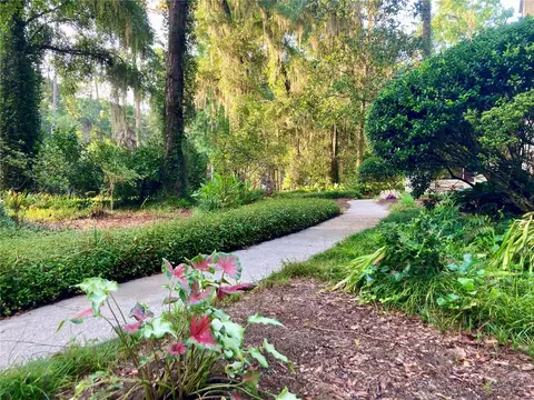 2810 NW 38th St, Gainesville, FL 32605