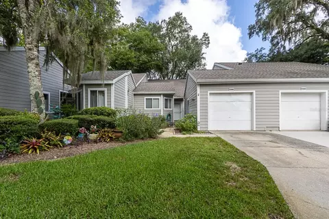 1066 NW 125th Dr, Newberry, FL 32669