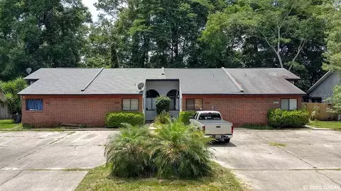 3902 SW 30th Ter #A, Gainesville, FL 32608