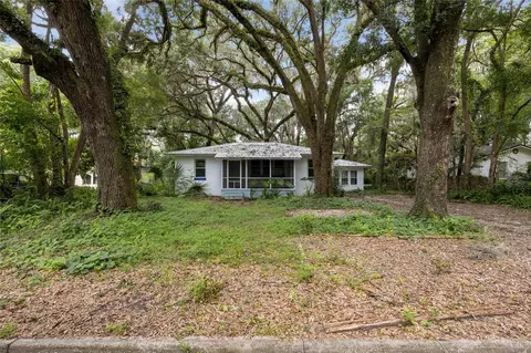 204 NW 25 St, Gainesville, FL 32607