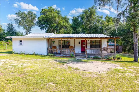 238 2nd St, Melrose, FL 32666